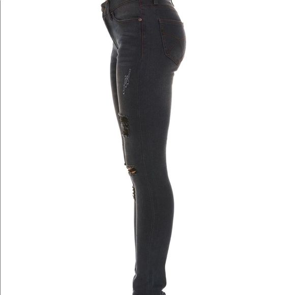 70% OFF ⬇️$110 Black Distressed Mid-Waist Jeans 14 - Picture 8 of 8